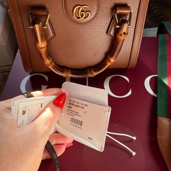 Gucci Diana Bag Mini - Picture 5 of 9